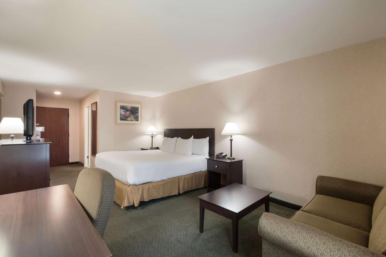Best Western Манасас Екстериор снимка