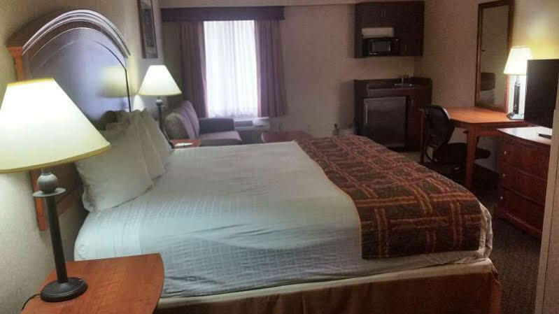 Best Western Манасас Екстериор снимка